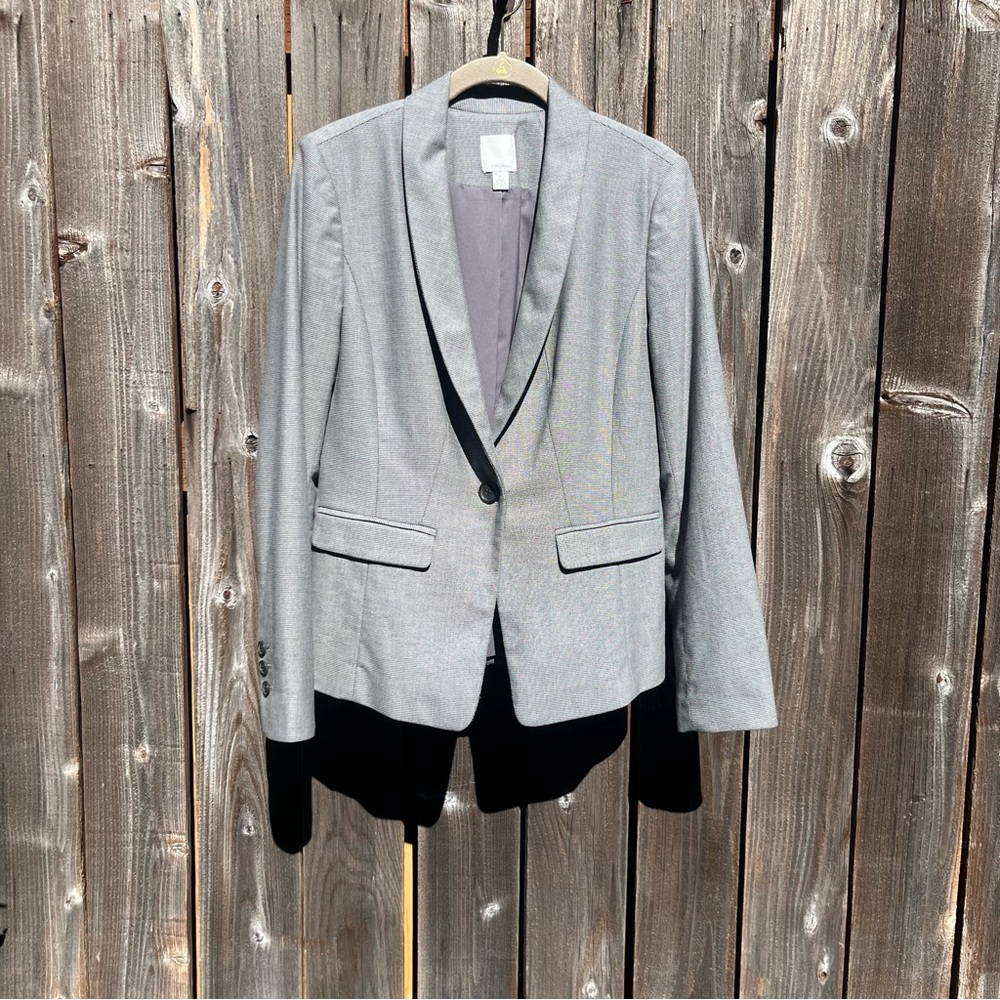 Halogen gray lined one button blazer size 8